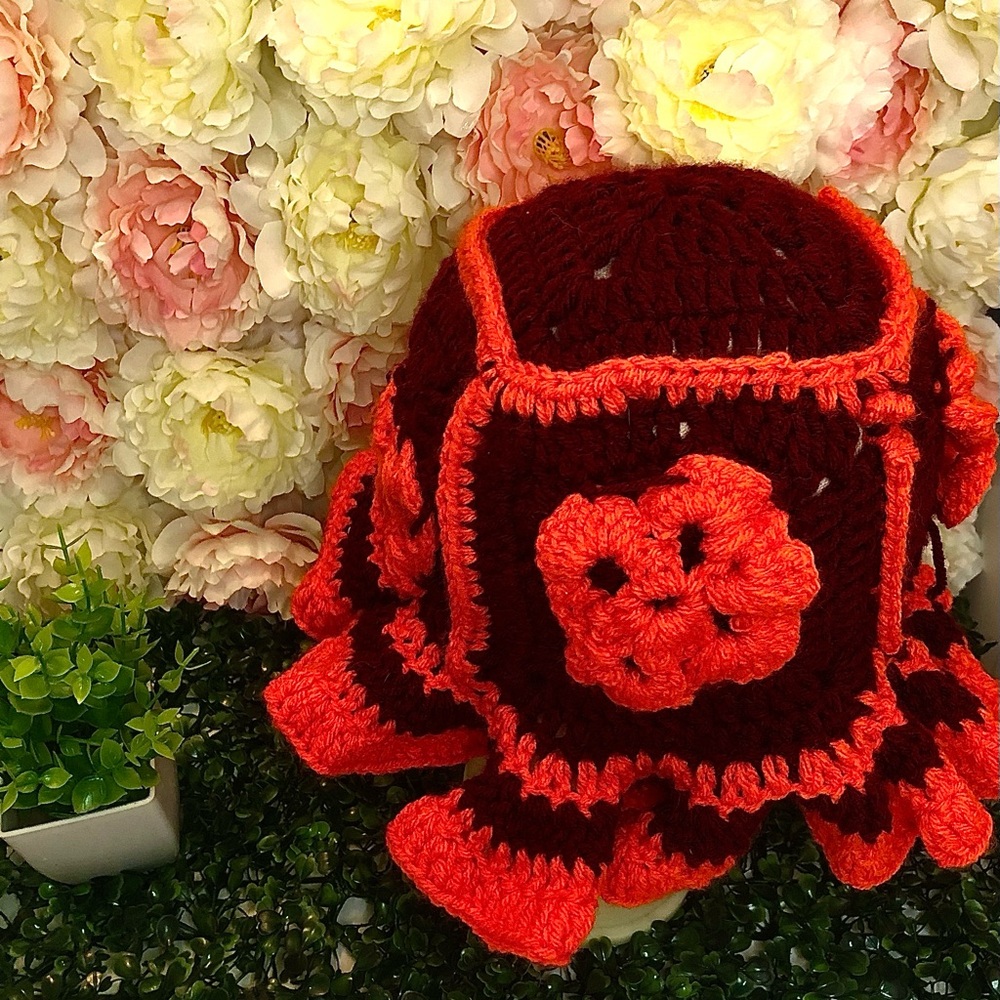 Crochet Ruffle Hat - Picture 4 of 7